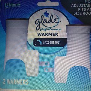 *New - Glade PlugIns Air Freshener Warmer, Scented and Essential Oils, 2 Count*